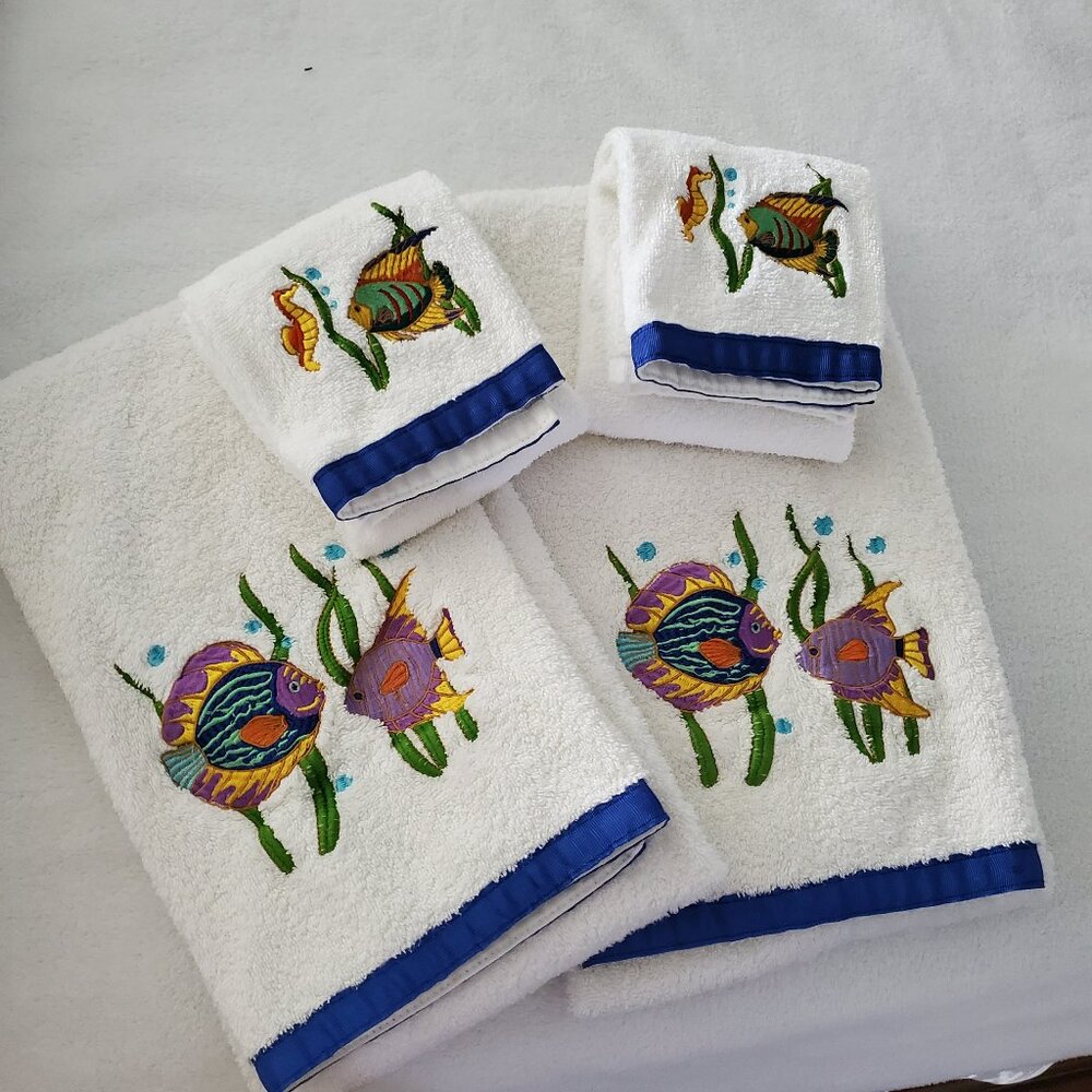 NWOT Bath & Hand Towels 100% Cotton Embroidered Angel Fish Ocean Beach Nautical